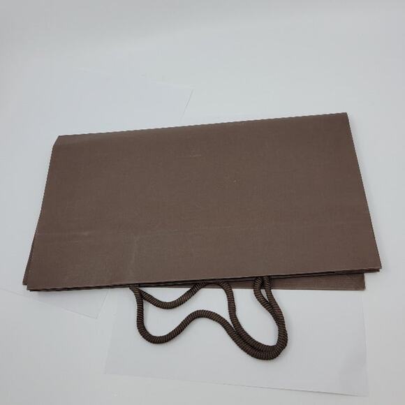 LOUIS VUITTON Authentic Paper Gift Shopping Bag LARGE SIZE 14 x12.5 x 3”. - Picture 9 of 10